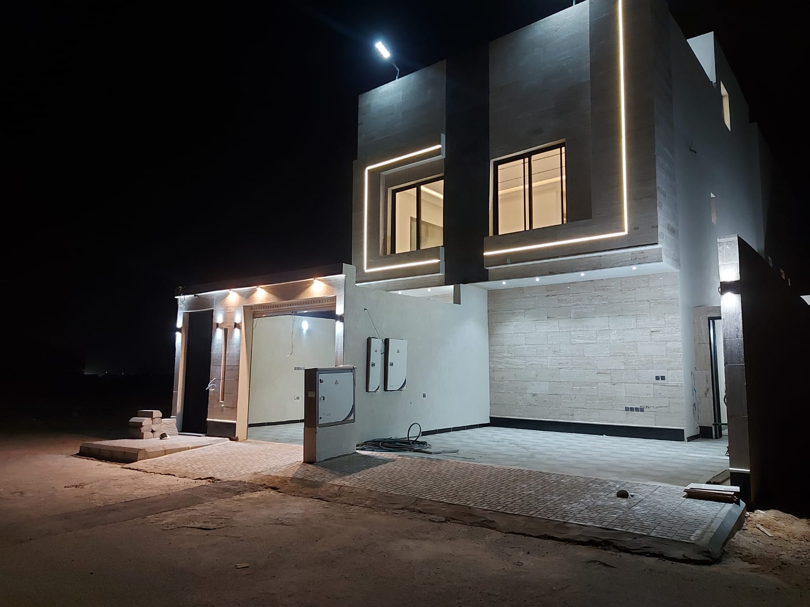 دور أول - الرياض/ظهرة نمار - لوحة 3 - 1091